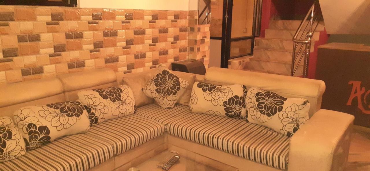 Ambience House Hotel Lalitpur Bagian luar foto