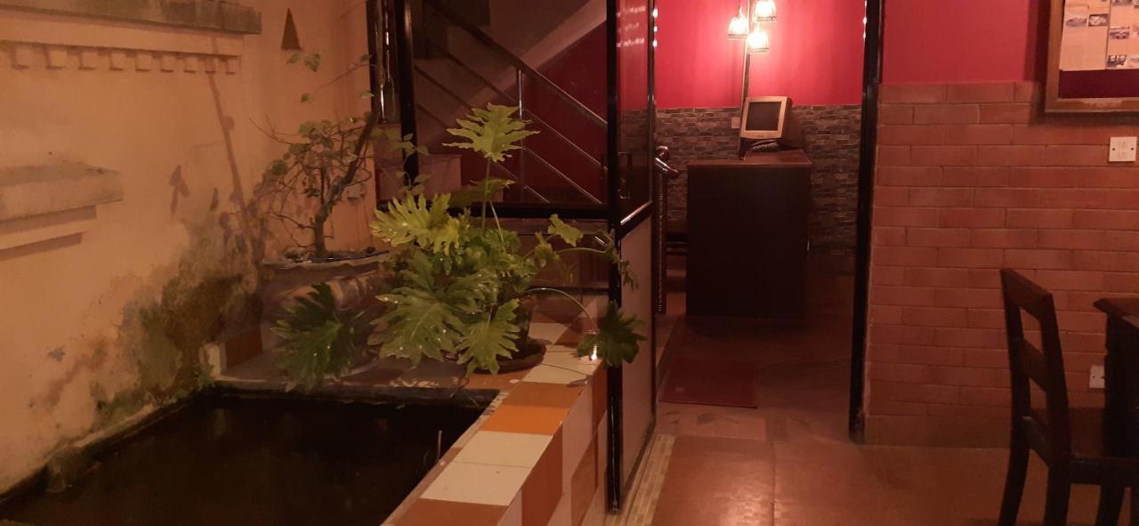 Ambience House Hotel Lalitpur Bagian luar foto
