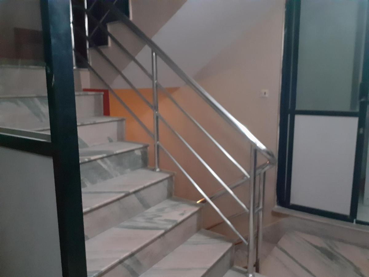 Ambience House Hotel Lalitpur Bagian luar foto